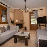 Captain's House Apartman *
