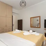 Captain's House Apartman *